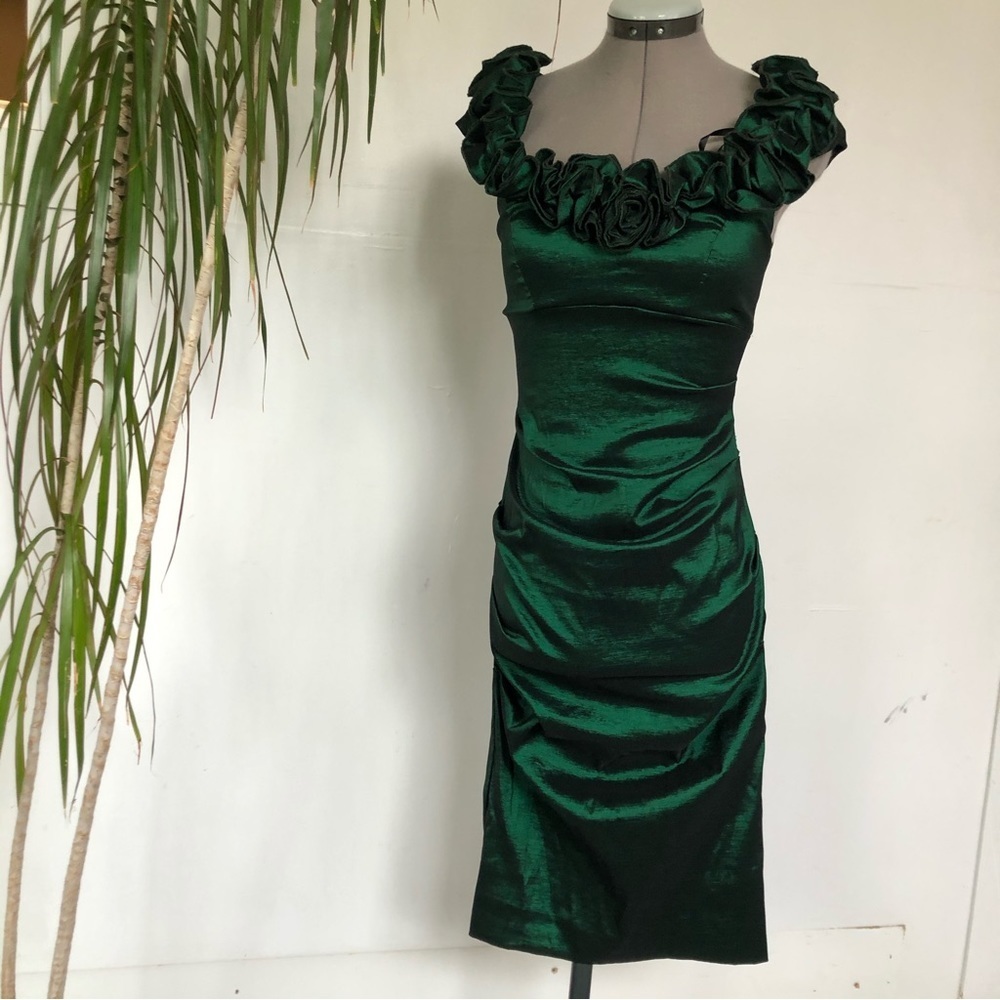 DJ-JAZ Vintage Women’s Green Satin Prom Dress Size 6